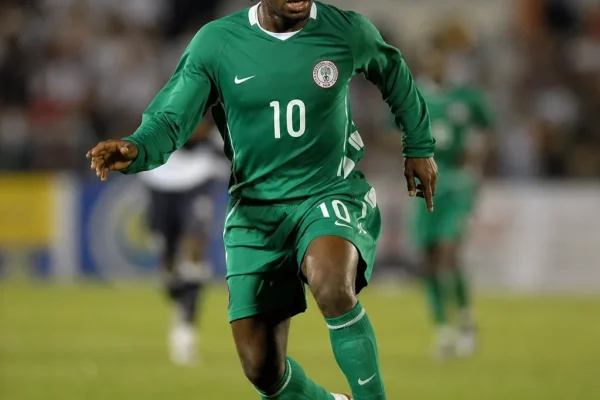 Jay-Jay Okocha - piłka nożna - Nigeria